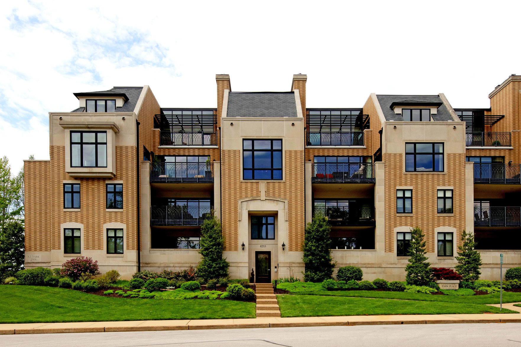 Parkside8253.jpg